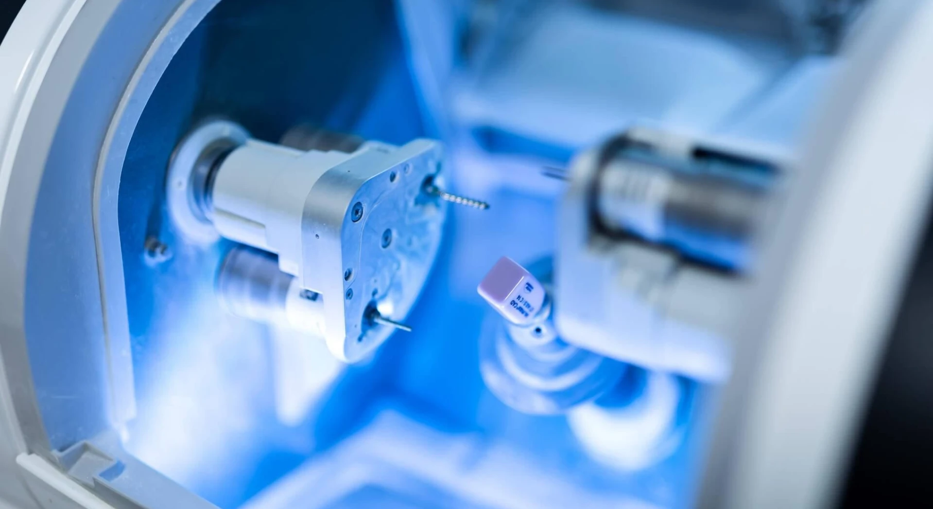 usineuse dentaire laboratoire dentotech bethune